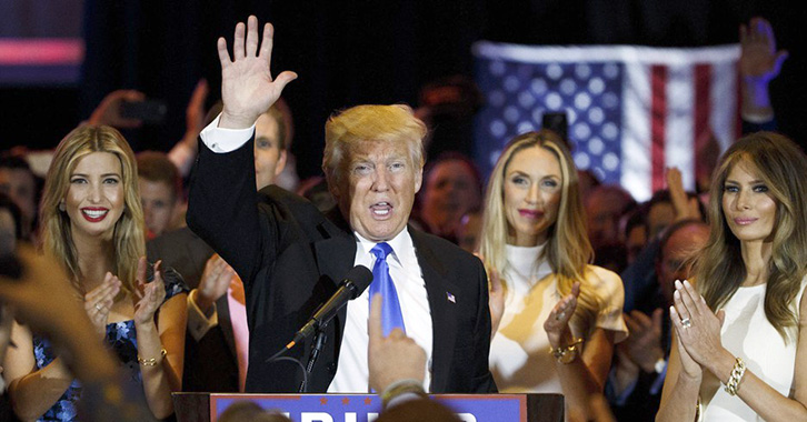 MESAZHET/ Clinton uron fituesin, Trump mban fjalimin e fitores