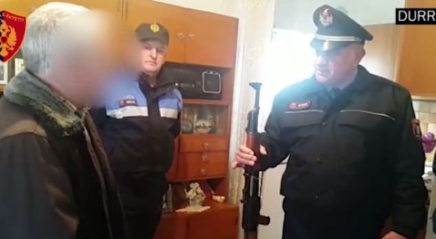 Vijon dorëzimi i armëve, ja si po shkon procesi në disa prej qyteteve