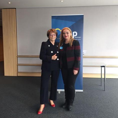 Doris Pack: Qeveria e Tiranës e lidhur me krimin, diplomatët heshtin