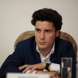 Deputeti shqiptaro-malazes, Dritan Abazoviqi: Nuk jam proserb por kundër Gjukanovicit