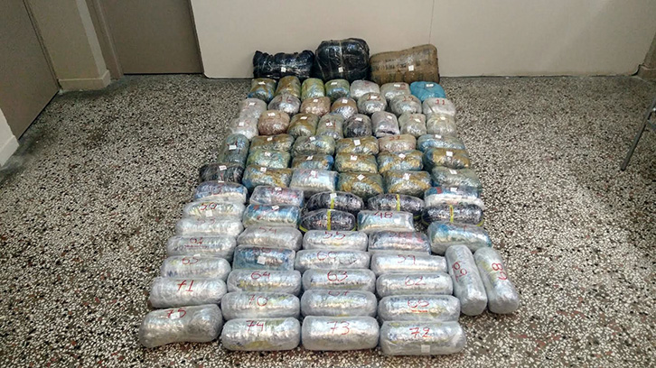 FOTO GALERI/ Greqi, shkatërrohet grupi greko-shqiptar i trafikut të drogës, 5 në pranga