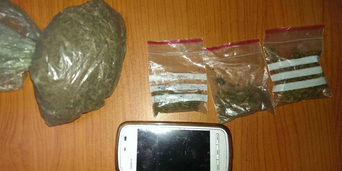 Sarandë, u gjetën 3.23 kg kanabis në shtëpi, në kërkim 2 persona