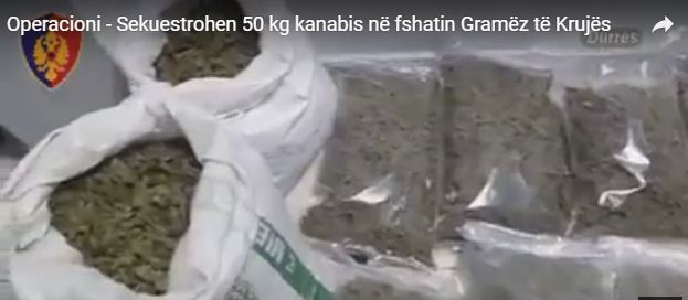 VIDEO/ Goditet banda e Krujës, sekuestrohen drogë dhe armë, 3 në pranga e 2 në kërkim