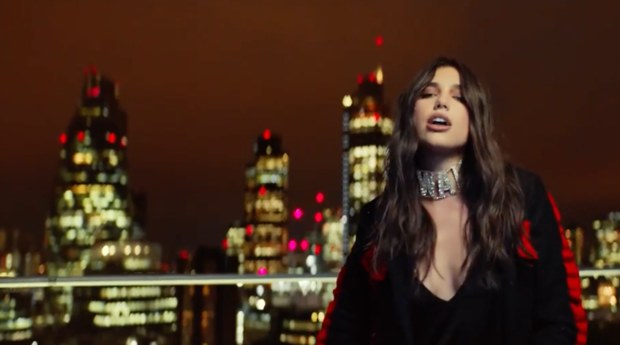 Suksesi i radhës, Dua Lipa : Do të këndoj me Bruno Mars