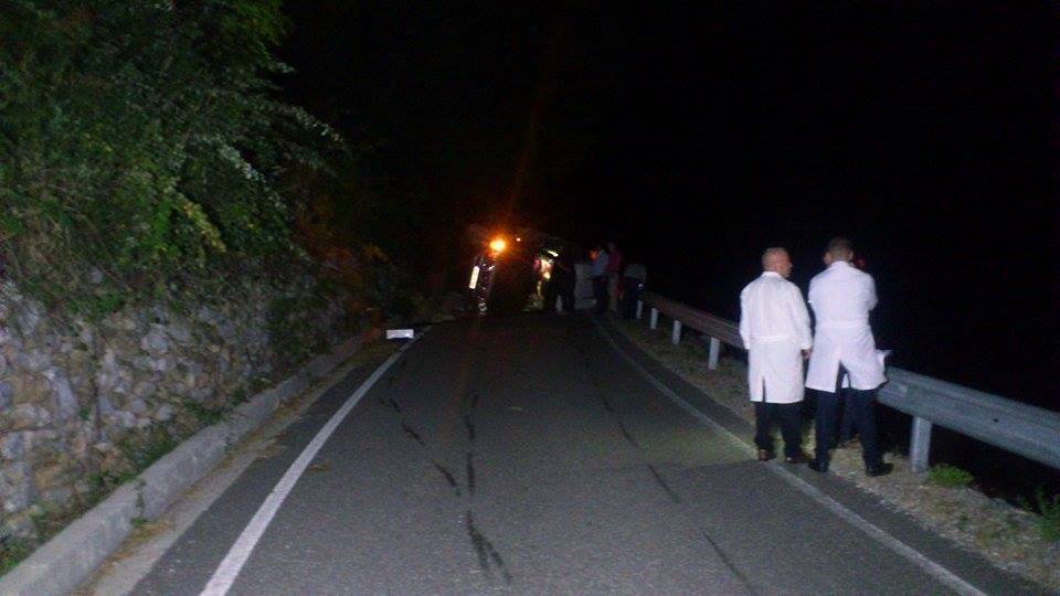 VRASJA E TURISTËVE/Zbulohen emrat e viktimave Michael dhe Anna, njëri nga autorët mund të ishte në makinë