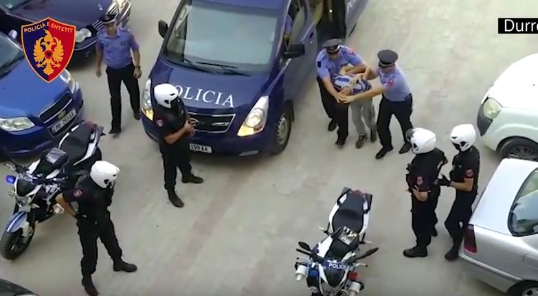 VIDEO/ Parandalohet vrasja në Durrës, prangoset vrasësi