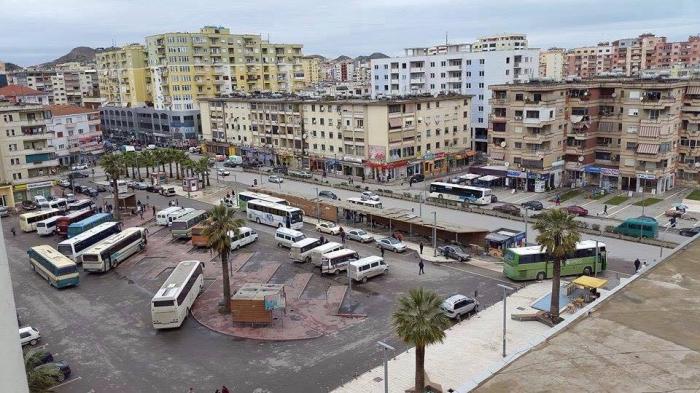 KRITERET/ Nga 1 janari 2017 transporti ndërqytetës vetëm me autobus