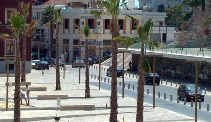 Durrës, dy persona të armatosur grabisin një bankë, rojet private neutralizojnë njërin