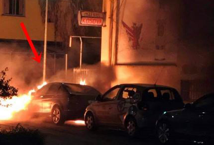 VIDEO/ Durrës, digjet makina e drejtoreshës së baskisë