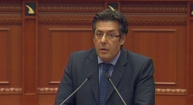 Paloka: Benzema mbeti jashtë kombëtares franceze për një shantazh, Prenga në Kuvend dhe pse plagosi