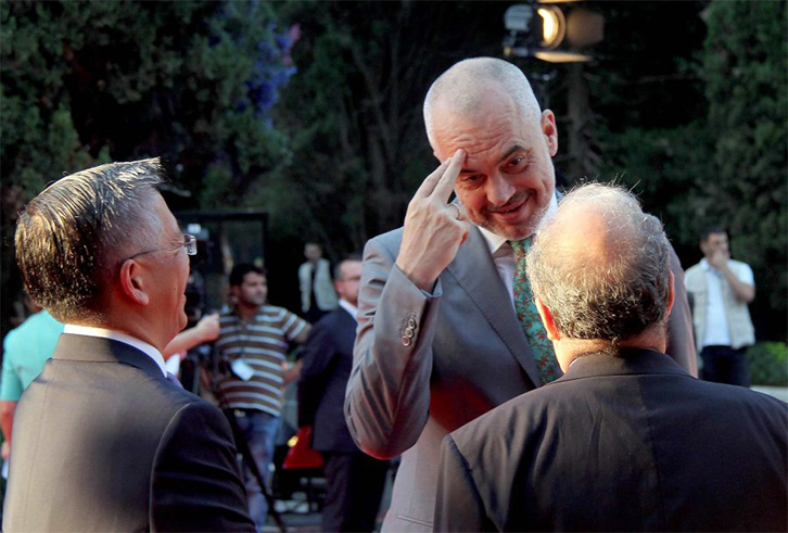 Rama takim urgjent me ambasadorët, braktis kandidatët e PS