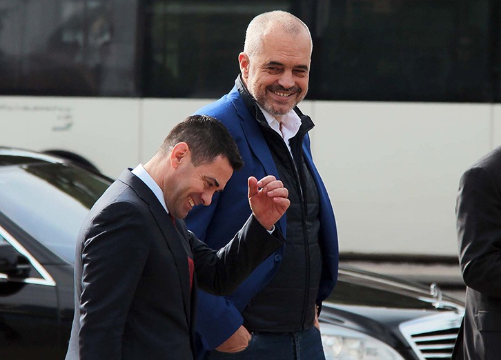Edi Rama aguridh në ekonomi, Ben Ahmetaj ju vjedh shqiptarëve 300 mijë euro në muaj