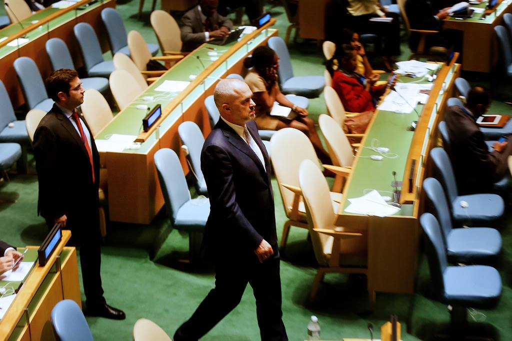 LAJMI I FUNDIT/Rama refuzon diskutimin për qeveri me bazë të gjerë