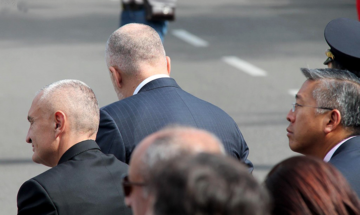 Telefonata që çoi sot Ramën sërish te zyra e Metës