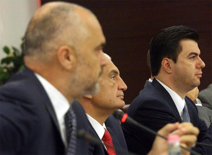 ANALIZA/ Reforma, ja si Basha dhe Meta “ia futën këmbët në një këpucë” Ramës