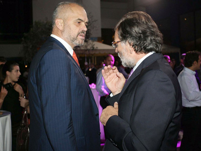 PD: Rama – Meta mbrojnë Kokëdhimën, internojnë deputetët armiq