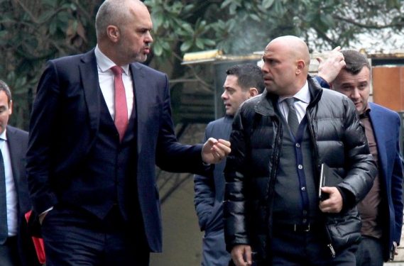 Manjani: Dorëzohet Rama? Kryeministri arrogant po paguan cmimin