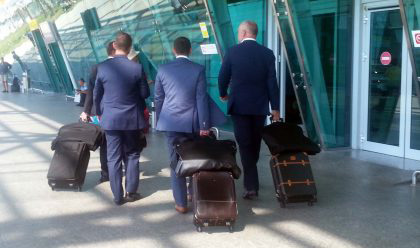 VIDEO/ Edi Ramën mos e prisni deri në 10 korrik, fillon punë si gazetar sportiv në Francë…!