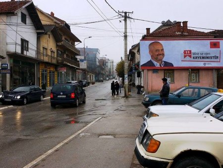 Edi Rama, te marten viziton Presheven