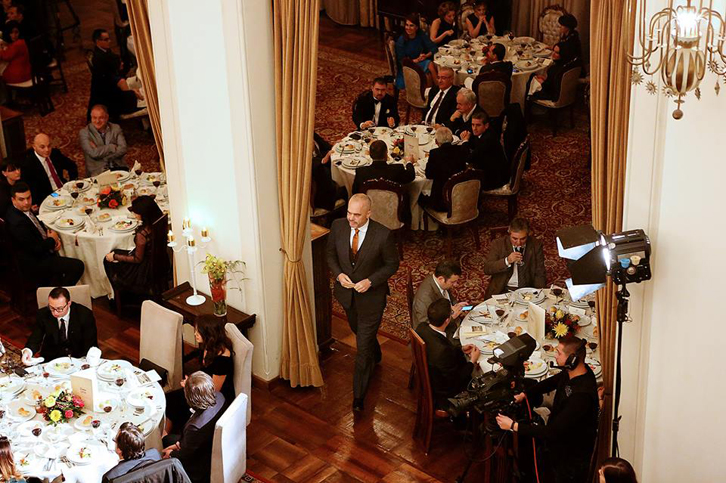 TABELA/ Qeveria e dhënë pas qejfit, rrit 62 % shpenzimet për argëtim