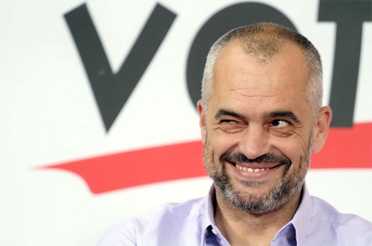 Edi Rama vjedh edhe merita