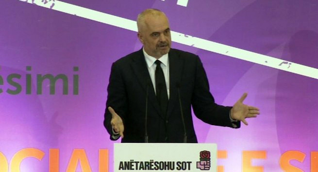Dikur “populli” ia thoshte Enver Hoxhës “të na marrin të keqen”, tani Edi Rama ia thotë “popullit”…