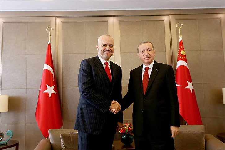 Berisha: Ramës nuk ka pse ti duhet Flamuri Kombëtar, flamuri i Nastradinit është gënjeshtra e tij!