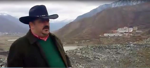 VIDEO/ “Kaubojsi” mesazh nga Bulqiza si kandidat edhe për kryeministër