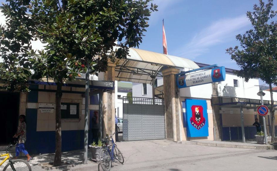 Elbasan, e zë korrenti, humb jetën 9 vjeçarja