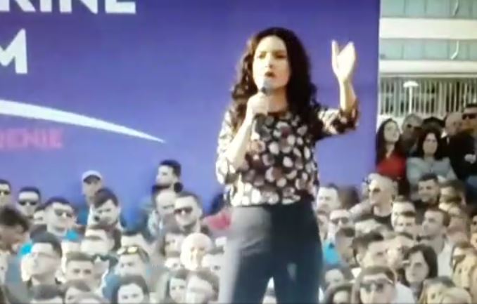 VIDEO/ Elisa Spiropali “nuk i vë dot fre” vetes: Shqipërinë që ideoi Skënderbeu, mund ta bëjë vetëm Edi Rama