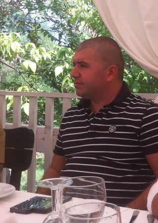 DETAJE TË NGJARJES/ Elton Çiço jepte para me fajde, i hynë në shtëpi me pretendimin se do t’i vidhin milona lekë