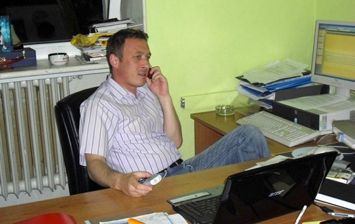 FOTO LAJM/ Gazetari Elvi Fundo publikon “provat” e dhunës së ushtruar ndaj tij