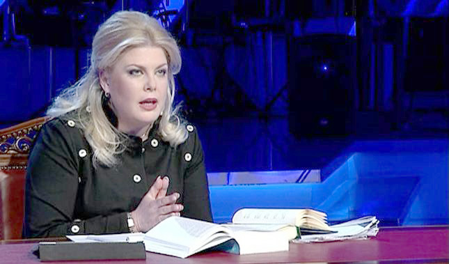 Eni Çobani: Sokol Balla të përballet me personin që i nxori videon, personat publik të bëjnë kujdes me sjelljet