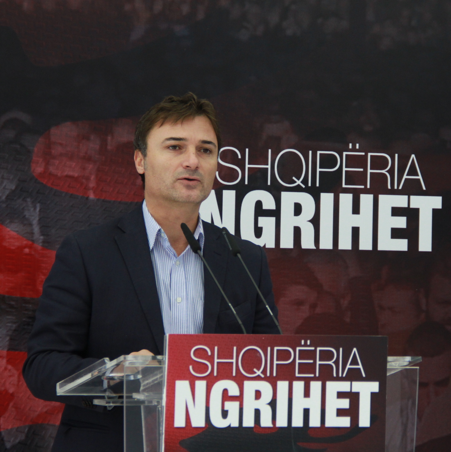 LISTA/Enkelejd Alibeaj: 10 deputetët sekserë për punësimin në burgje