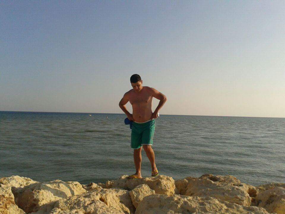 FOTO/ Enton Nikaj i dhënë pas turizmit, qitjes dhe makinave