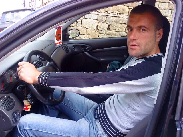 FOTO/ Mesazhi i fundit i ushtarit që tentoi vetëvrasjen për dashurinë  humbur