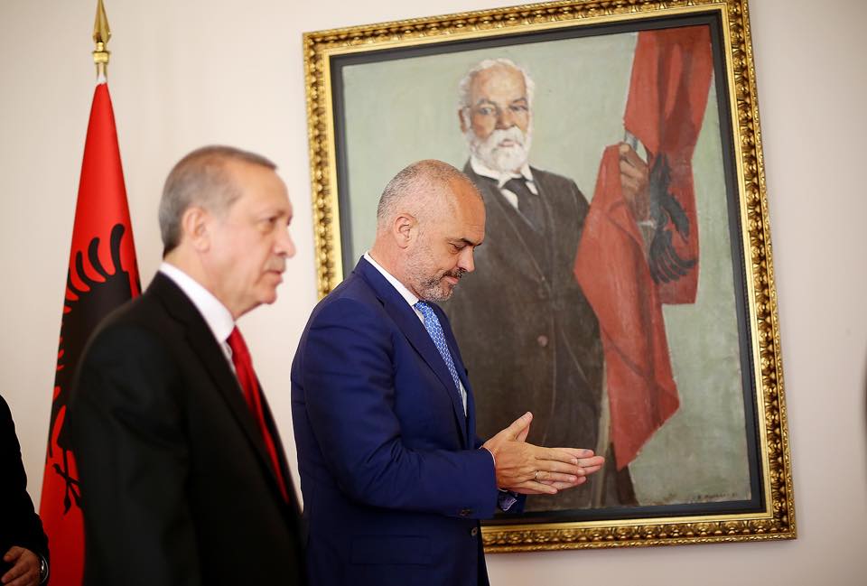 Edi Rama, i lumtur që Erdogan fitoi