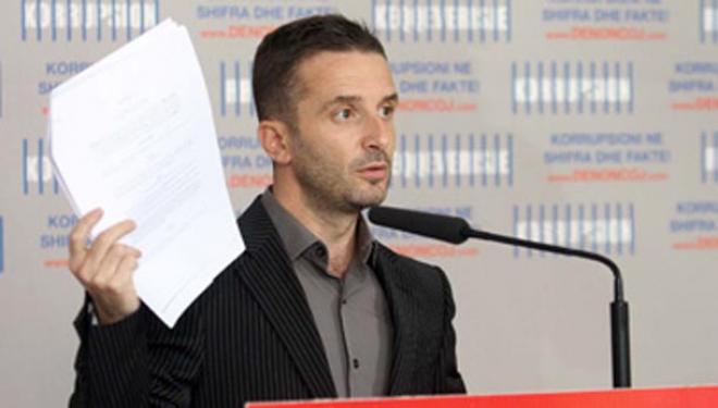 Sadri Abazi nuk ia mbylli dot gojën Ben Blushit, në fushë veç Taulant Ballës del edhe Erion Braçe