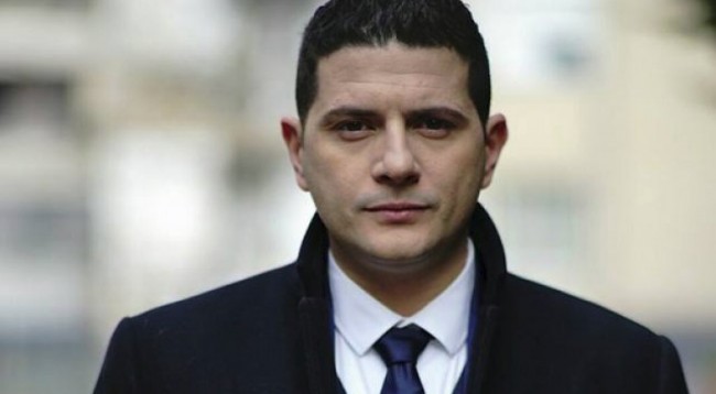 Do tronditeni sa e merr rrogën Ermal Mamaqi