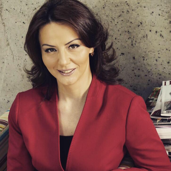 FOTOLAJM/ Sulmohet Ermira Mehmeti, ja cfarë thotë pas sulmit