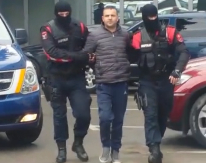 FOTO/ Ja kush është komisari që u ekzekutua në Sukth