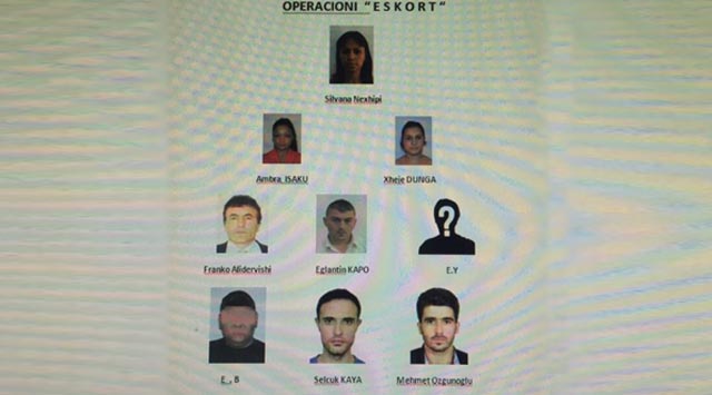 EMRAT&FOTO/Operacioni “Eskort”, arrestohen “vajzat e bukura” të Tiranës
