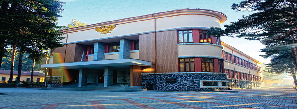 Korçë, shkarkohet nga detyra kancelari i Universitetit ‘Fan Noli’, abuzime dhe shkelje në 4 tendera