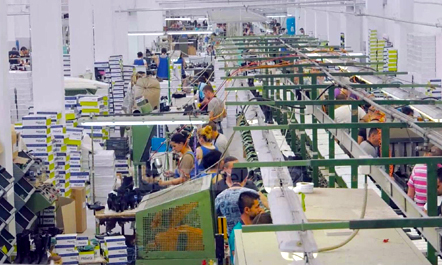 FIKS FARE/Ja si shfrytëzohen punëtorët në biznesin fason