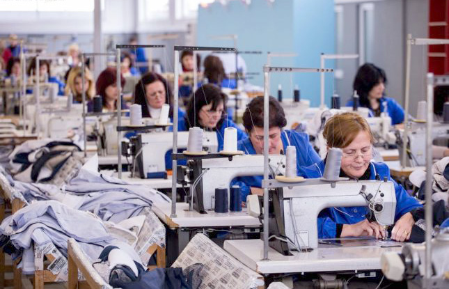 Fasonët në alarm, kriza greke dhe taksat larta po i çon drejt falimentimit