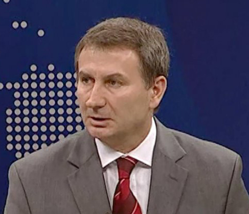 Kadilli:Lufta me Greqine, “anulim loje”