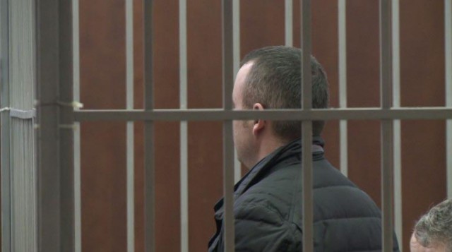 EMRAT/ Akuza i ngrin llogaritë bankare pronarit të “White House” dhe nënës së tij