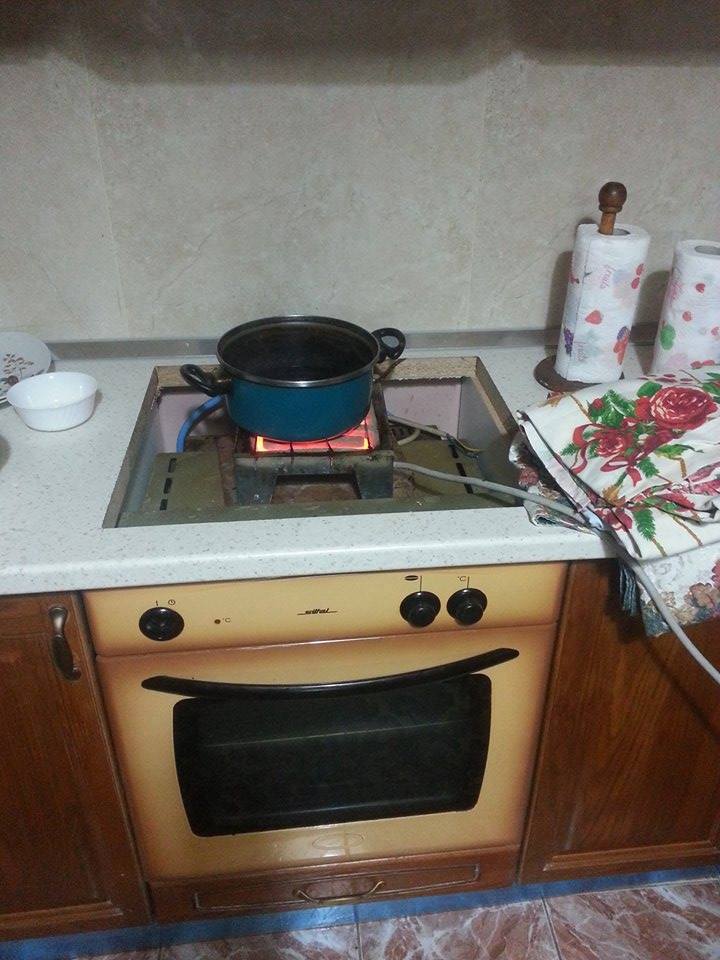 FOTO HUMOR/ Nostalgji & Novatorizëm – Sobë & Furrë