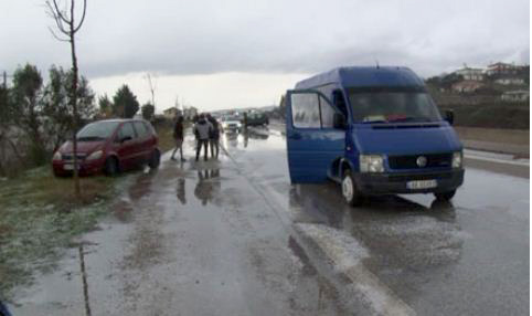 Fier, aksidentohen bashkëshortët, vdes burri, gruaja rëndë