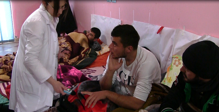 Deputetët e PD takojnë grevistët e Zharrëzës: Gjendja shëndetësore e rënduar, qeveria të reagojë menjëherë